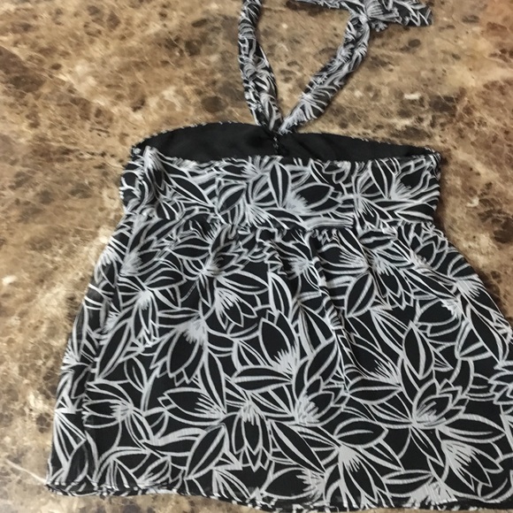 Fabulous Ann Taylor Loft halter - Picture 4 of 5